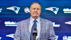 Voter for the Hall of Fame selected Patriots owner Robert Kraft instead of Bill Belichick