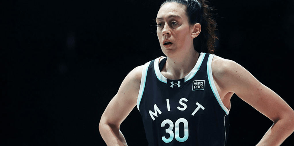 WNBA player displays 'Abolish ICE' sign before Florida game: 'Everyone here shares that sentiment'