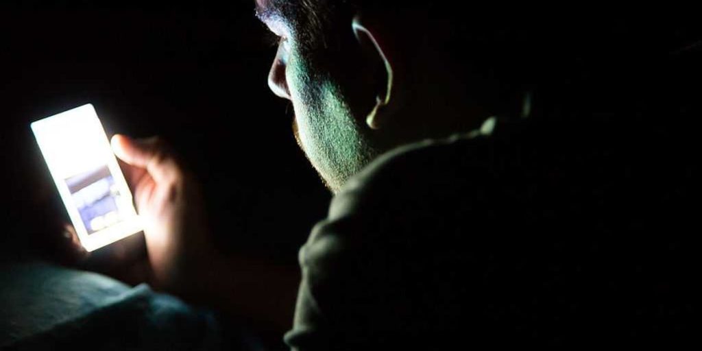 Ways to reduce your screen time immediately before it negatively impacts your life