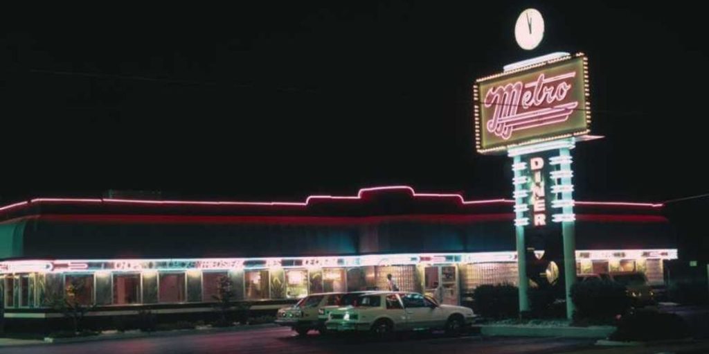 When did people in America begin going to sleep so early?