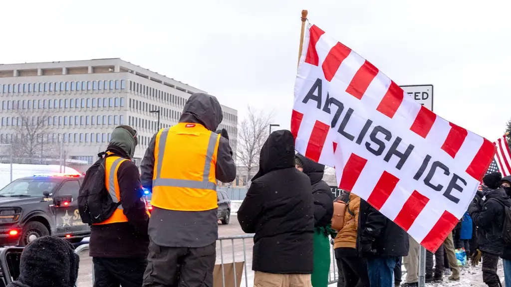 White House claims Tim Walz and Jacob Frey encouraged church group protesting against ICE