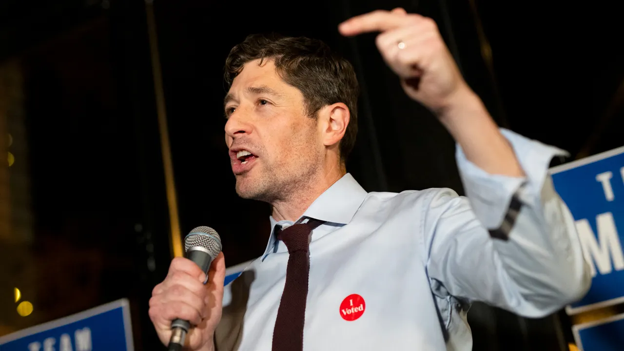 Who is Jacob Frey? The mayor who asked ICE to leave his city
