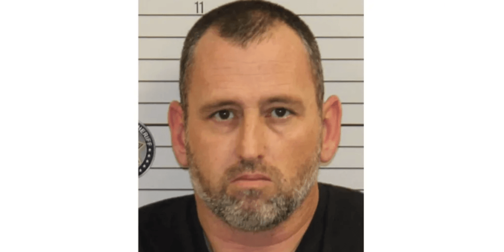 Wife suspects her church deacon husband of infidelity, leading her to find hidden bathroom videos that prompt a police investigation.