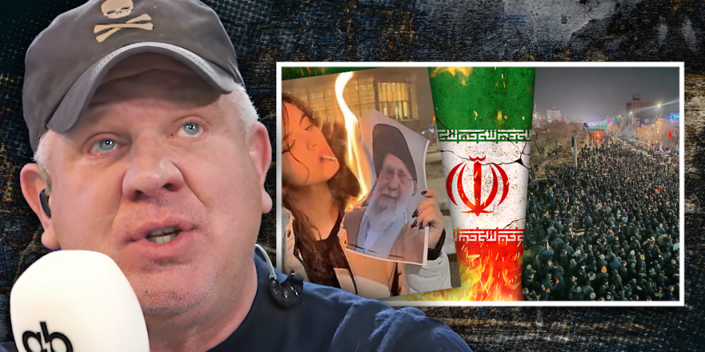 Women remove hijabs and call for the shah: Is this the conclusion of Iran's 47-year suffering?