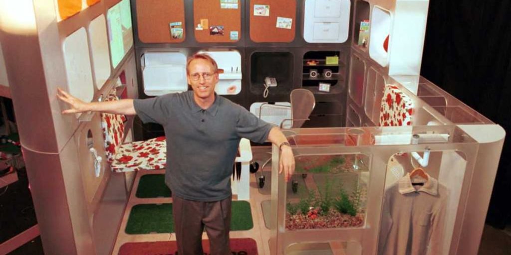 ‘Subhuman ghouls’: Individuals criticize Scott Adams shortly after his passing