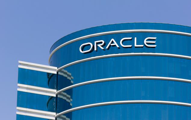 3 Reasons to Keep Investing in Oracle Stock Despite a 43% Drop in 6 Months