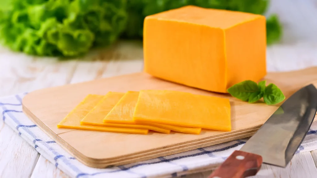 A 25-year study discovered an surprising connection between cheese and dementia.