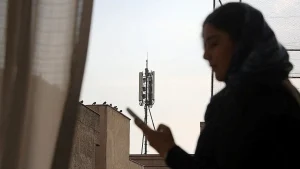 Analyst reports Iran's internet outages are costing the economy $1.56 million each hour.