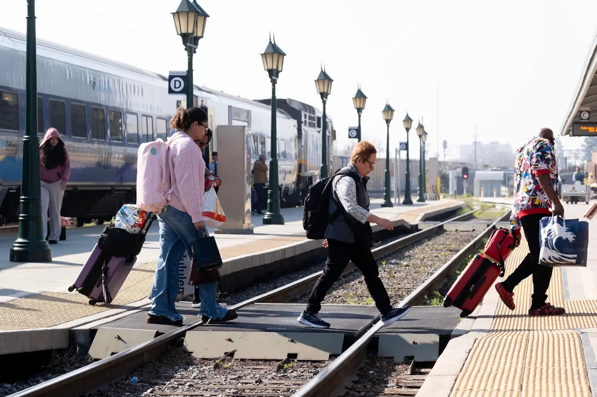 California Democrats advance an unreasonable bill to conceal High Speed Rail information.