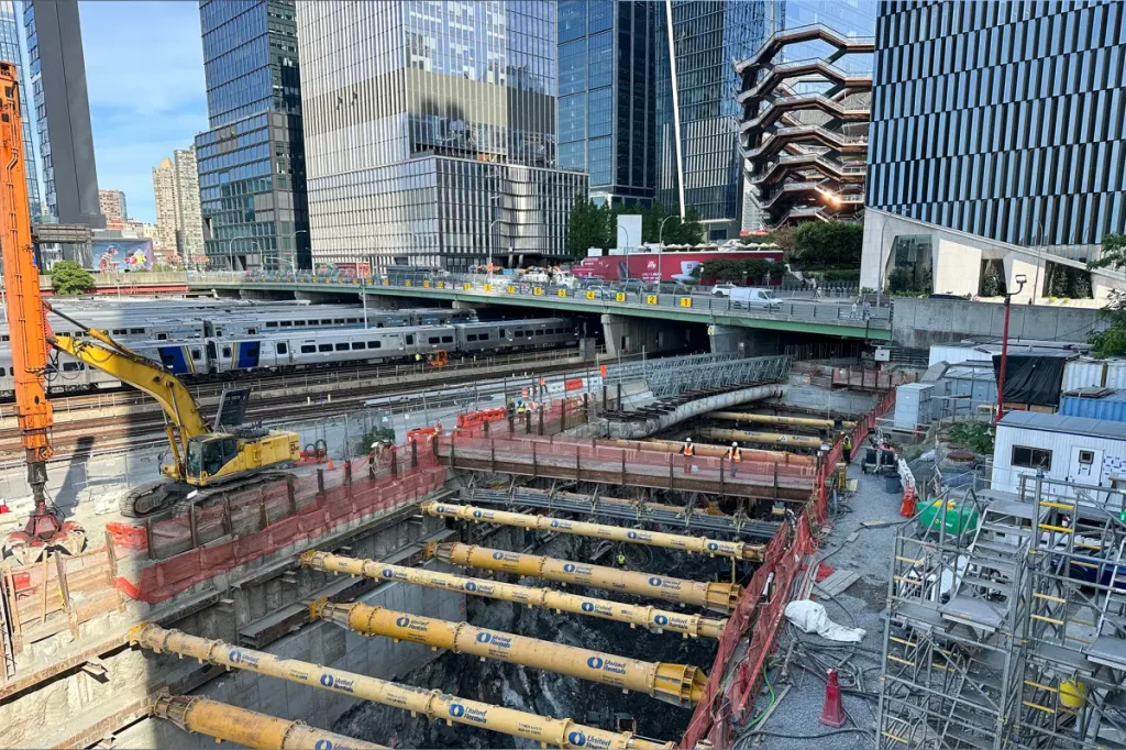 Court directs Trump administration to reinstate federal funding for rail tunnel connecting NY and NJ