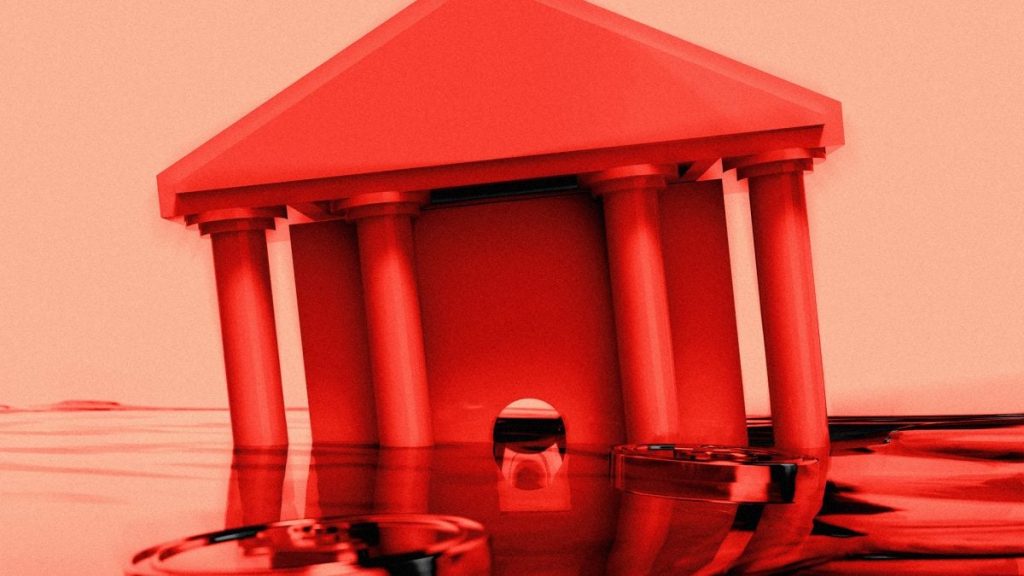 Crypto markets divide as pockets of liquidity and scattered investments arise during widespread selling, according to analysts.