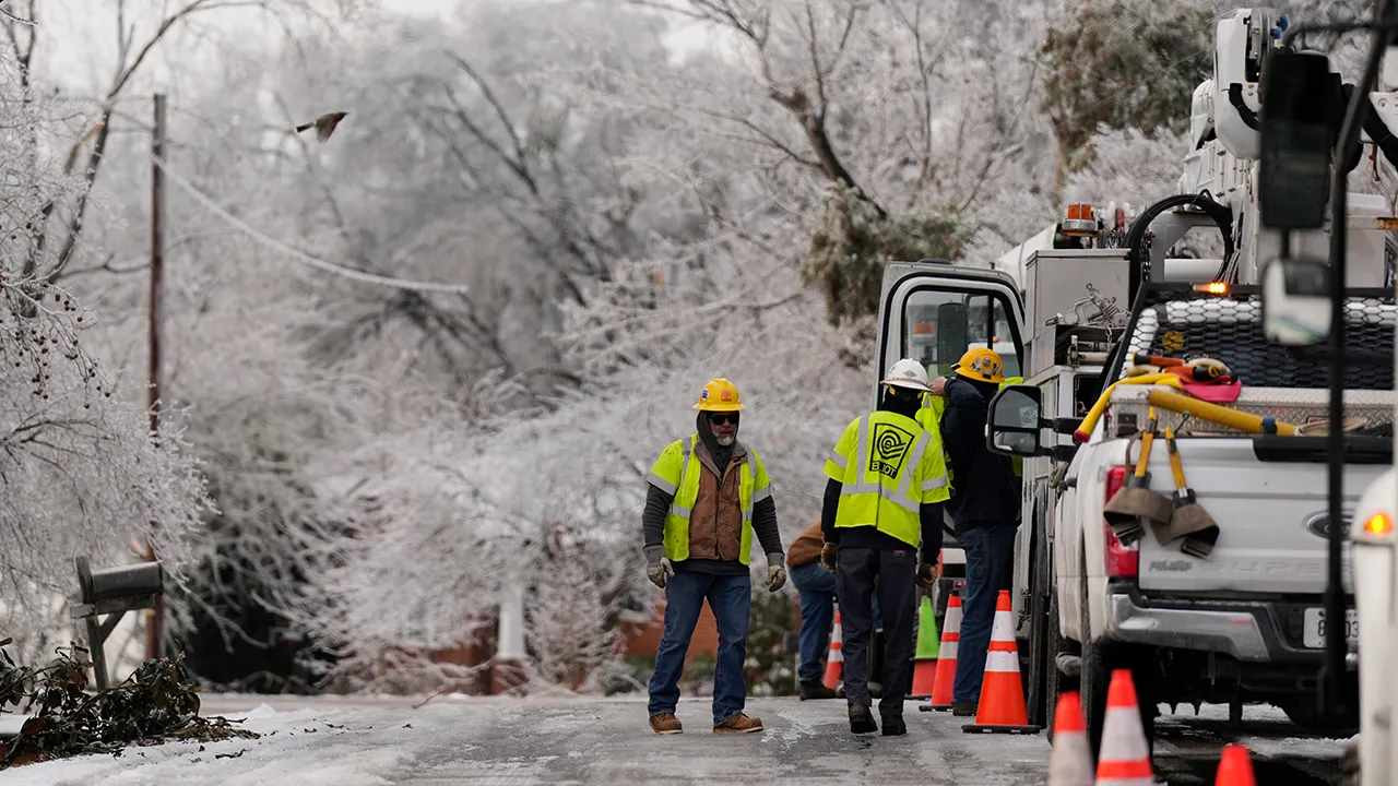 Death toll from winter storm increases to 85 as Noem heads to Mississippi to evaluate