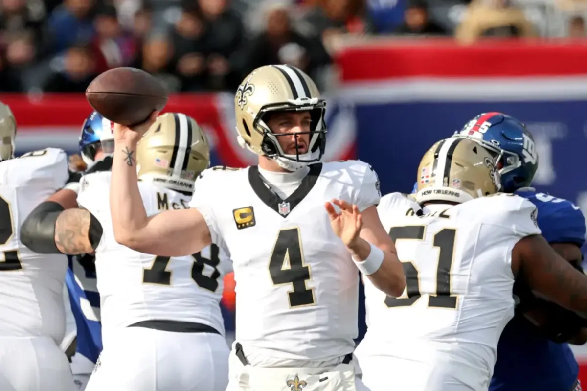 Derek Carr might return from NFL retirement during the 2026 quarterback changes.