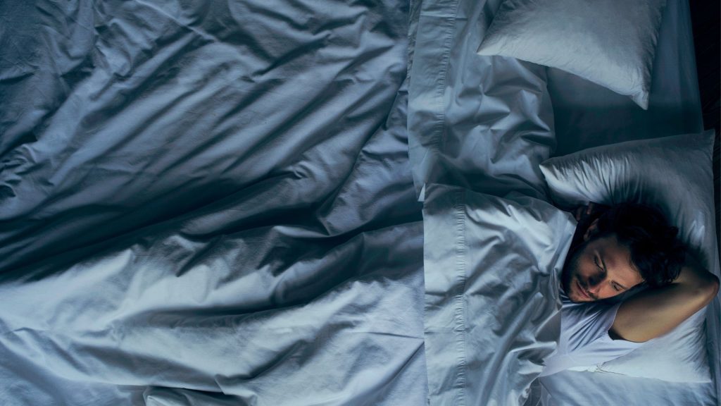 Experts suggest the '7:1' sleep guideline might increase your lifespan by 4 years — here’s the reasoning and how to begin applying it tonight.