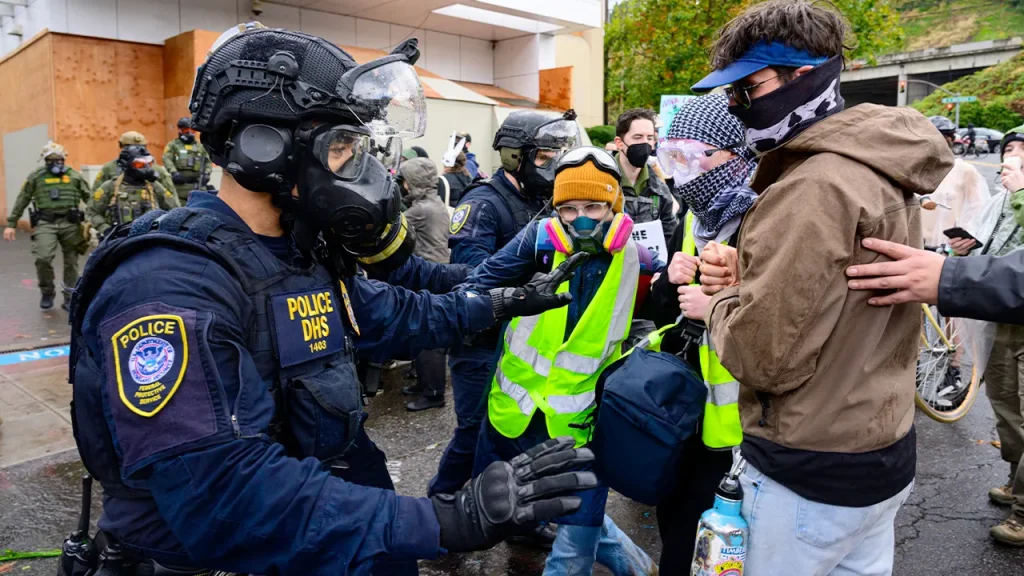 Federal judge stops DHS from making immigration arrests without warrants in Oregon