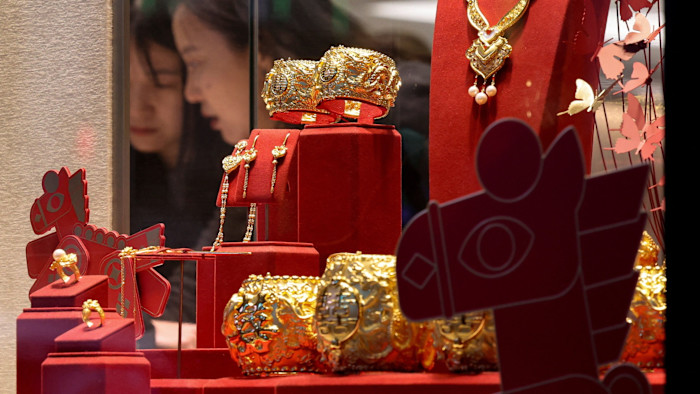 Gold and silver prices recover after recent decline.