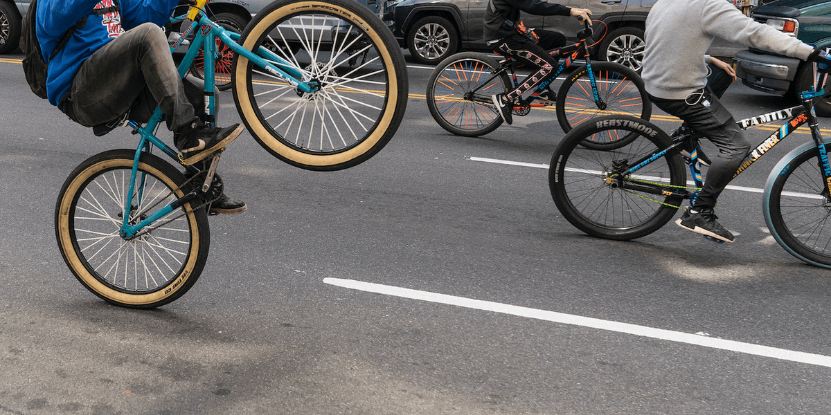 Group of cyclists attack and seriously injure a solitary driver during an accident argument: 'I was simply fighting for my life'