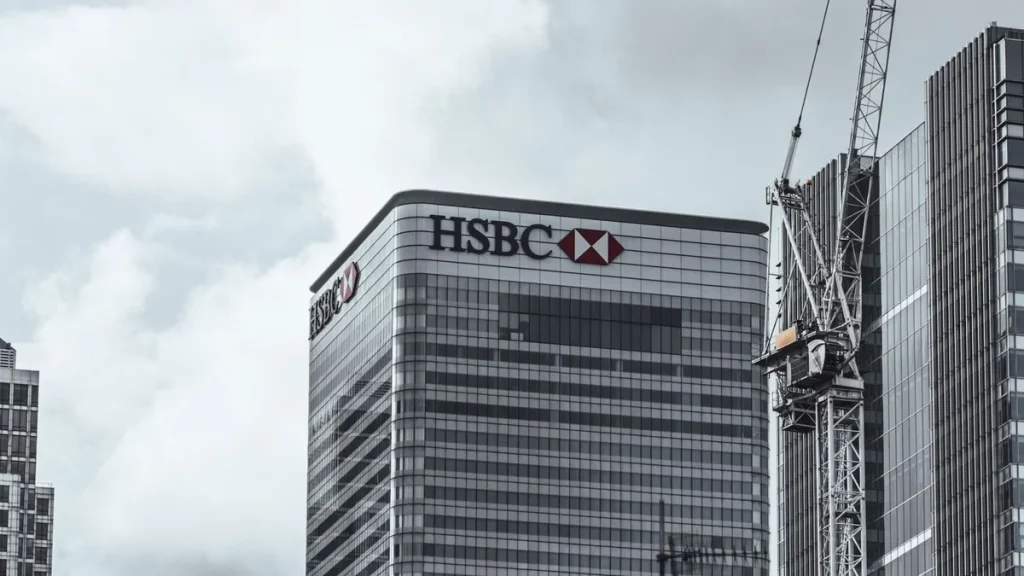 HSBC's lack of bonuses could further distress already troubled bankers