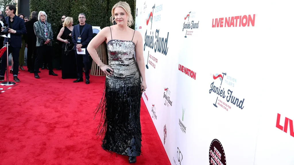 How Melissa Joan Hart lost almost 20 pounds on her health and wellness journey