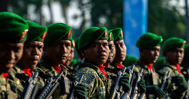 Indonesia Gathers as Many as 8,000 Troops for Trump's Gaza Peace Initiative