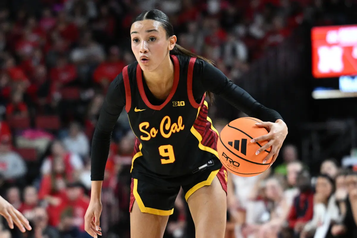 Jazzy Davidson guides USC Trojans to a 79-73 victory against Indiana
