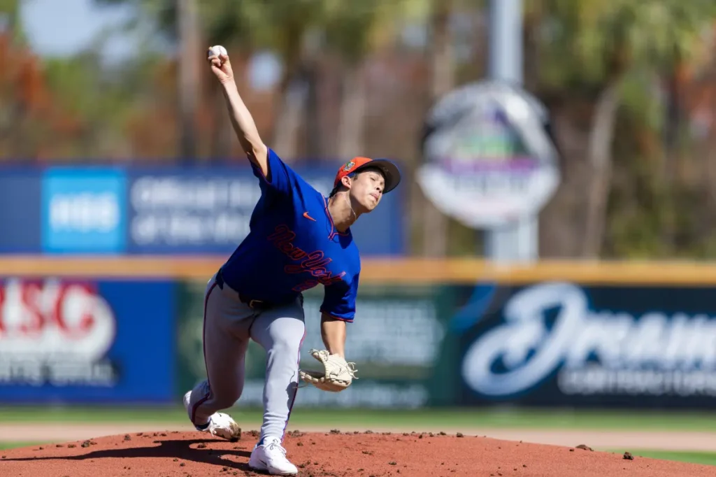Jonah Tong of the Mets aims to maintain the same 'mindset' during spring training.