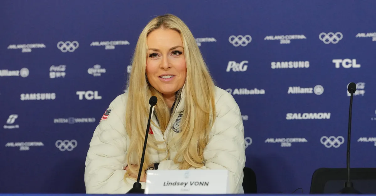 Lindsey Vonn shares amazing workout video just days after tearing her ACL.