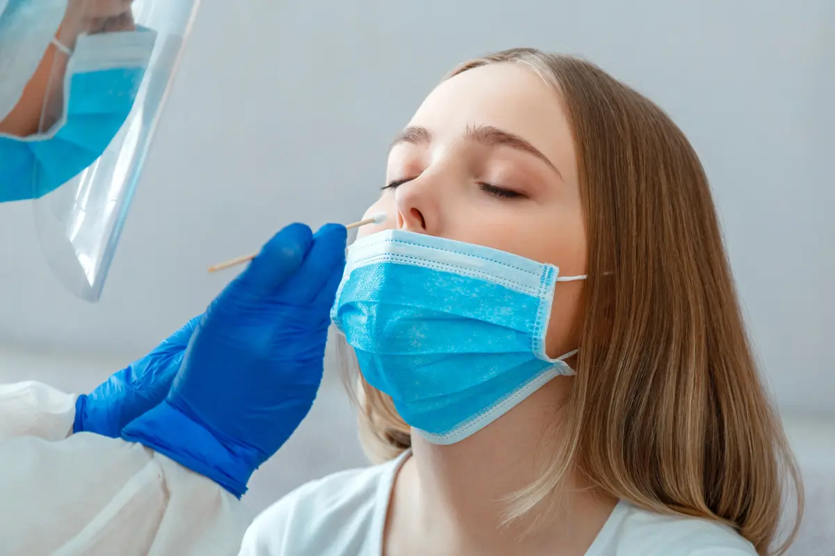 Long COVID could cause brain changes similar to those seen in Alzheimer's, research finds.