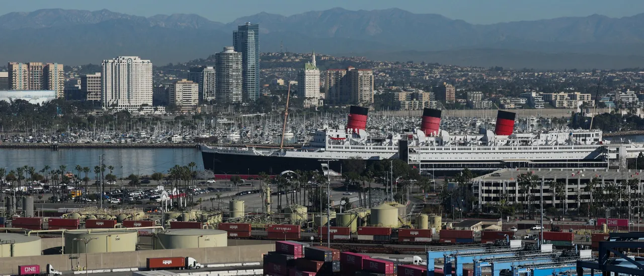 Mayoral Candidate Rogelio Martinez Unites Gang Leaders to Stop Federal Law Enforcement in Long Beach