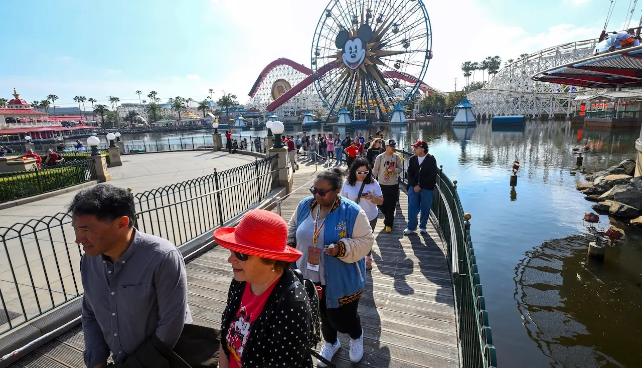 Measles risk identified at LAX and Disneyland from an overseas visitor