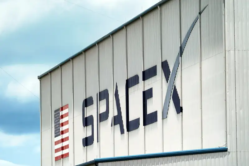 Musk promises to launch data centers in space powered by solar energy, but experts are skeptical.