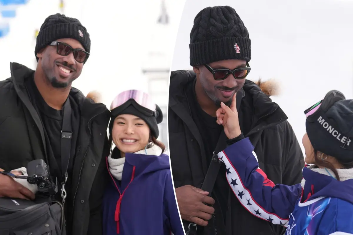 Myles Garrett is committed to supporting Chloe Kim at the 2026 Winter Olympics.