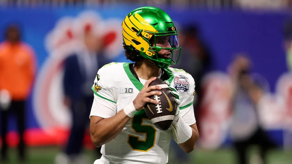 NIL agreements are causing top college football prospects to stay in school longer, according to a former agent.