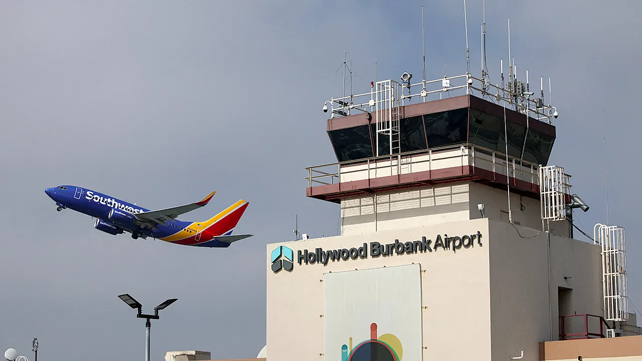 NTSB alerts to significant danger of midair collisions at Hollywood Burbank Airport