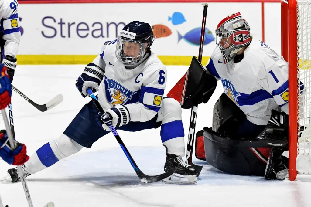 Norovirus outbreak leads to the postponement of the women's hockey game at the Olympics