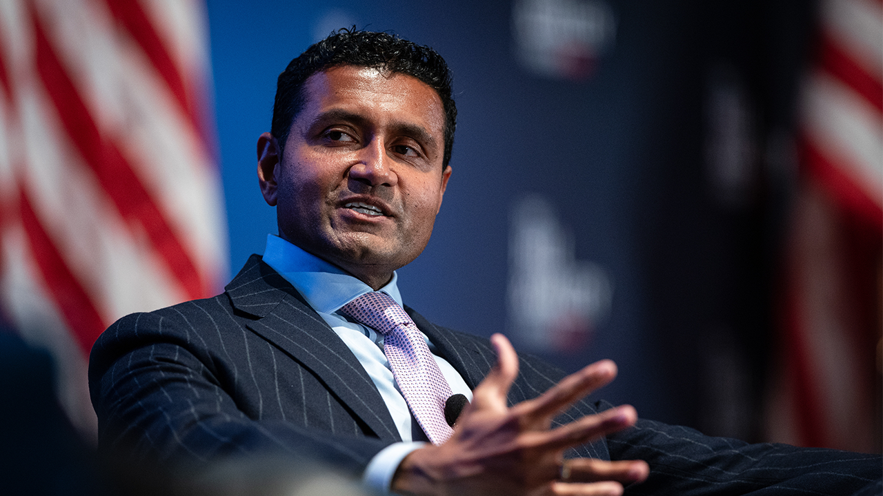 Palantir's CTO Shyam Sankar claims that concerns about AI taking jobs are untrue