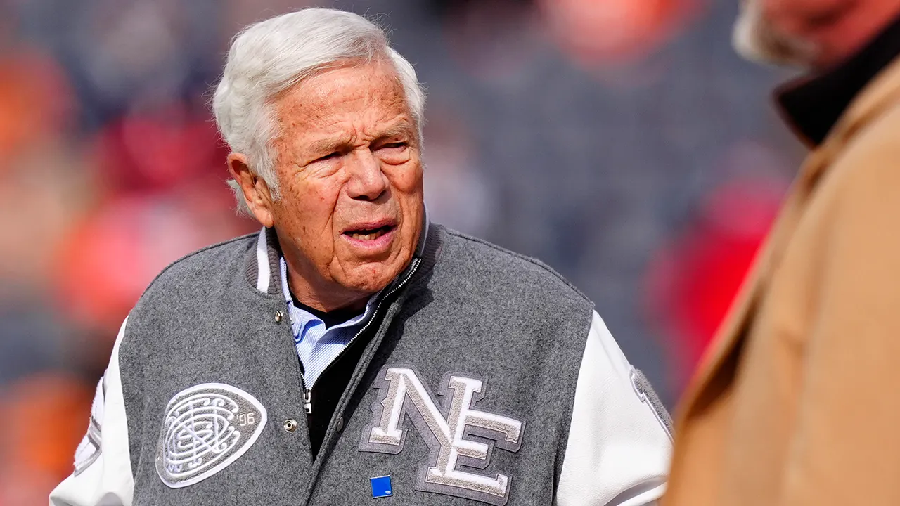 Patriots owner's ad on antisemitism draws criticism