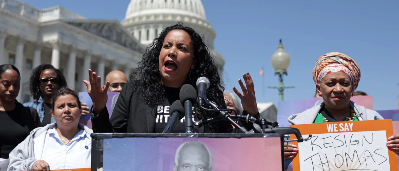 Progressive 'Abolish ICE' Democrat Expected to Win in Surprising Turnaround, Just Days After Election Day