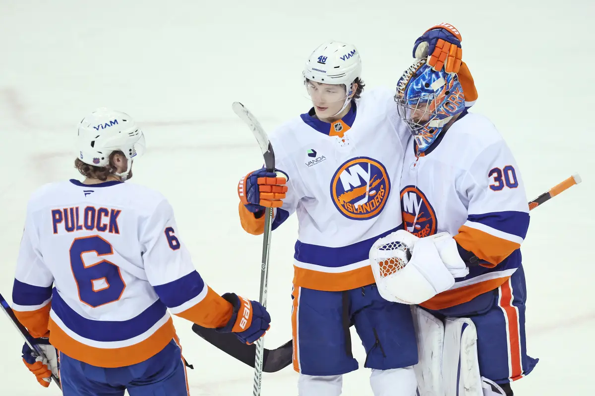 Receive a complimentary $20 and a 100% match on deposits up to $100 for Islanders versus Devils.