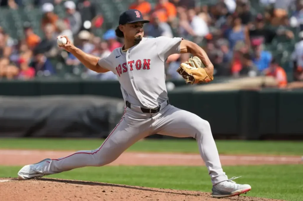Red Sox send Jordan Hicks and a prospect to White Sox in exchange for former Yankees player Gage Ziehl