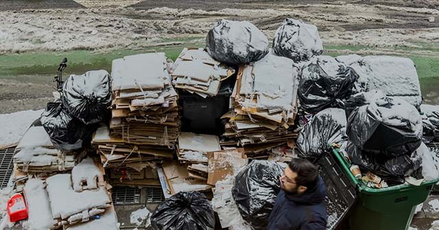 Residents Upset About Trash Accumulating