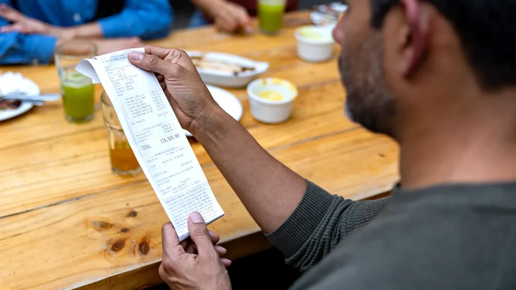 Restaurant prices increase by 0.6-0.8% according to the latest inflation report data.