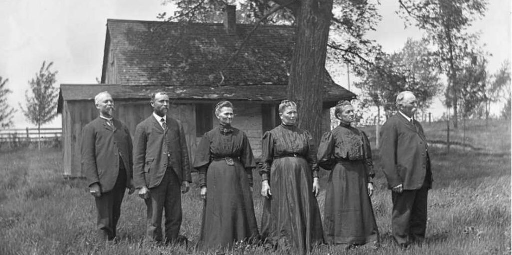 Returning to Tradition: It's time to revisit mourning practices