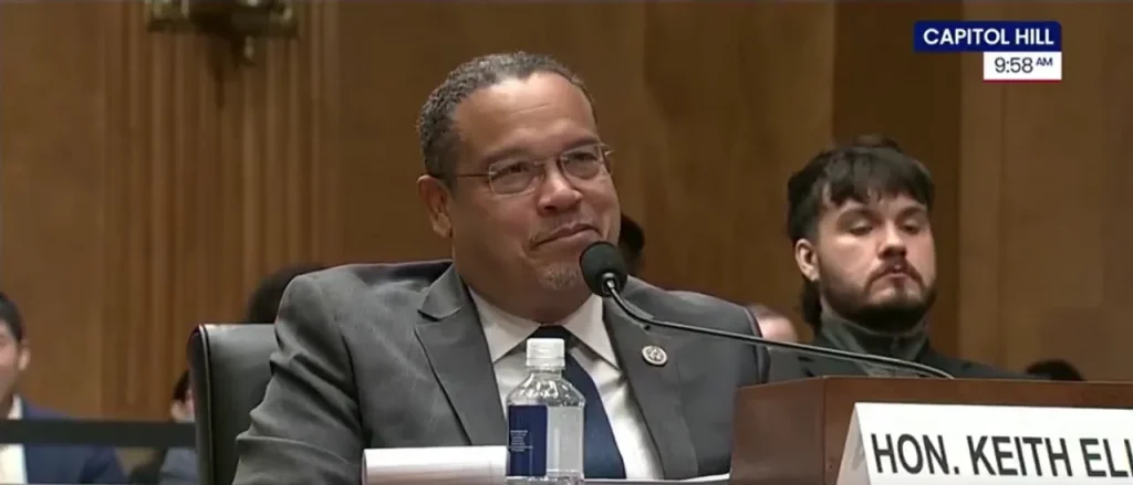 Ron Johnson Yells at Smirking Keith Ellison About Deaths of Minnesota Protesters