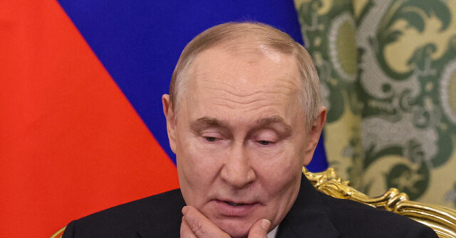 Russia Plans to Ship Oil to Cuba but Worries About Trump Taking Its Tankers