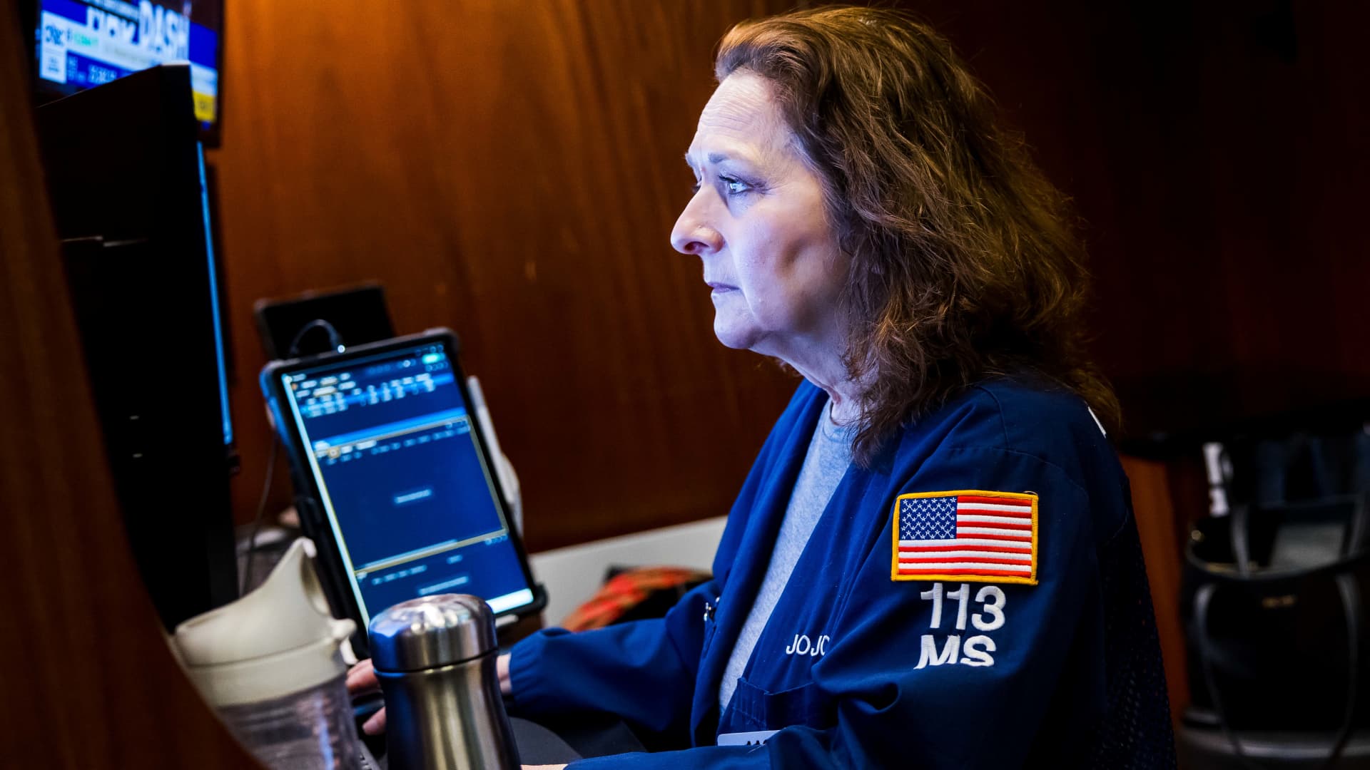 S&P 500 futures face challenges after two days of declines, with technology stocks down and bitcoin falling: Live updates