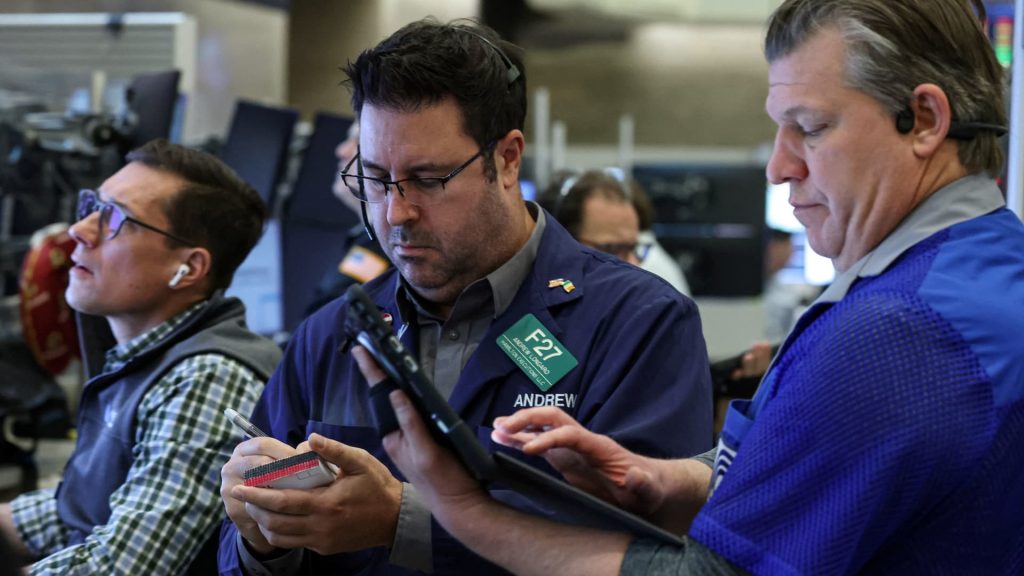 S&P 500 rises as market considers economic and earnings news: Live updates