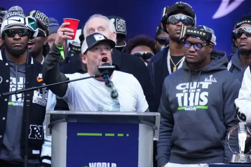 Seahawks GM's contract joke doesn’t land well with Kenneth Walker