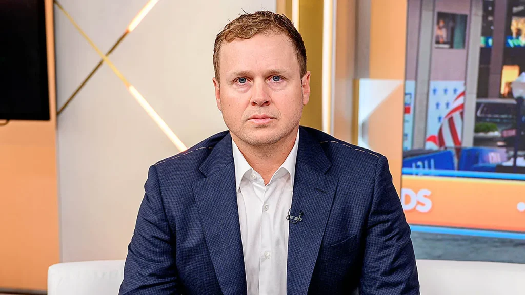 Spencer Pratt speaks on ICE issues at Los Angeles mayor campaign event