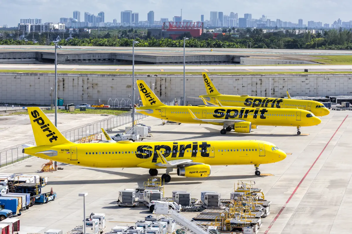Spirit Airlines plans to sell 20 planes and brings back laid-off flight attendants.